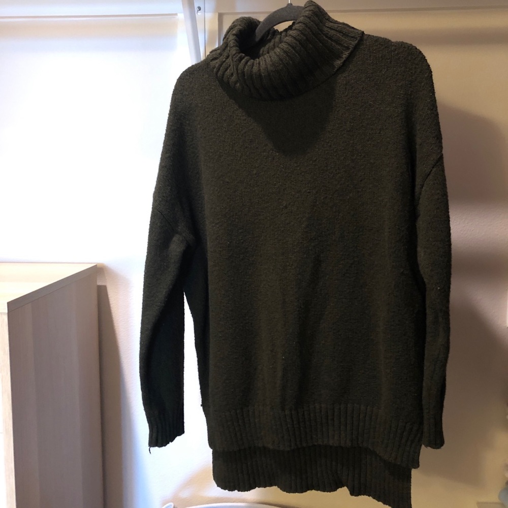 Forever 21 Dark Green Turtleneck Sweater